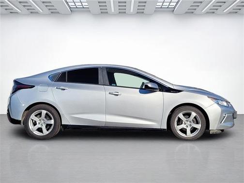 2018 Chevrolet Volt LT