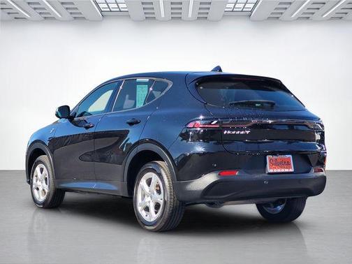 8 BALL 2024 Dodge Hornet GT