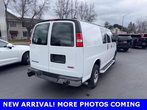 2024 GMC Savana 2500 Work Van