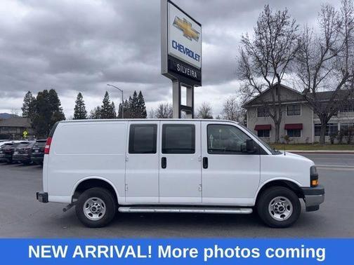 2024 GMC Savana 2500 Work Van