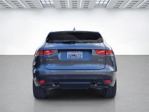 2018 Jaguar F-PACE 25t Prestige