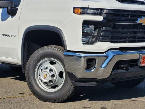 2026 Chevrolet Silverado 3500 WT