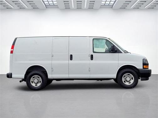 2022 Chevrolet Express 3500 Work Van