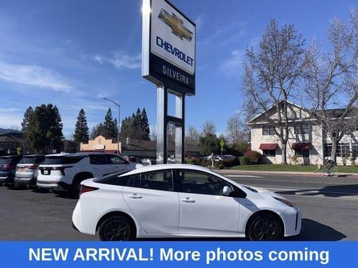 2022 Toyota Prius LE