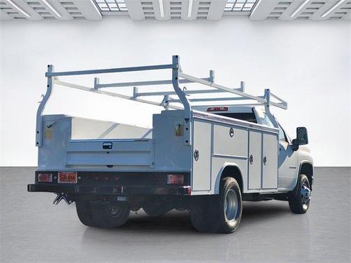 2025 Chevrolet Silverado 3500 WT