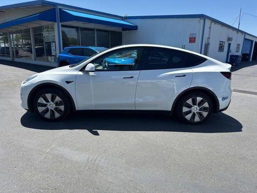 White 2021 Tesla Model Y Long Range
