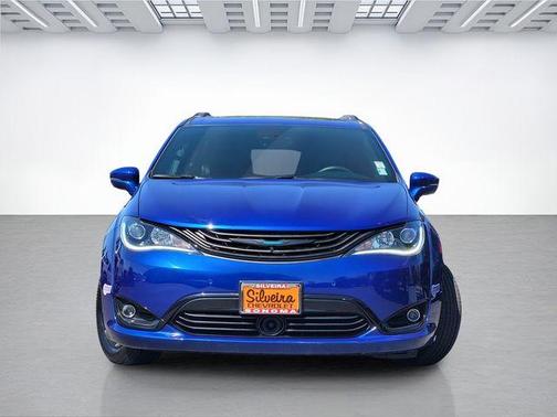 Ocean Blue Metallic 2019 Chrysler Pacifica Hybrid Limited
