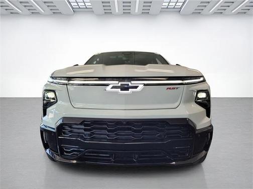 2025 Chevrolet Silverado EV RST