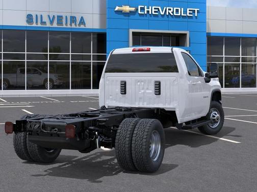 Summit White 2026 Chevrolet Silverado 3500 WT