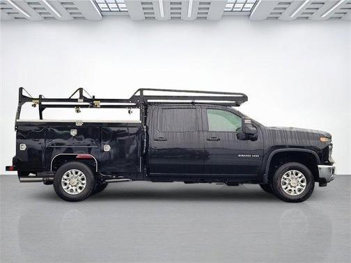 2026 Chevrolet Silverado 3500 LT