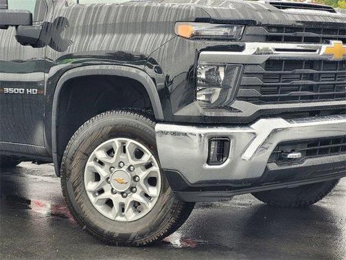 2026 Chevrolet Silverado 3500 LT