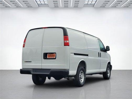 2025 Chevrolet Express 2500 Work Van