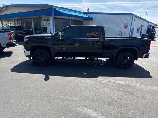 Black 2021 Chevrolet Silverado 2500 LTZ