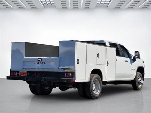 2024 Chevrolet Silverado 3500 WT
