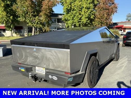 2024 Tesla Cybertruck Base
