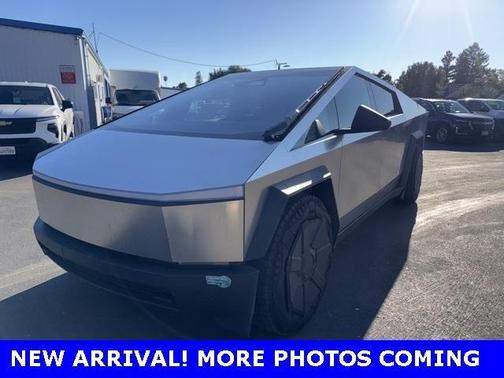 2024 Tesla Cybertruck Base