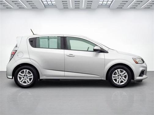 2020 Chevrolet Sonic LT