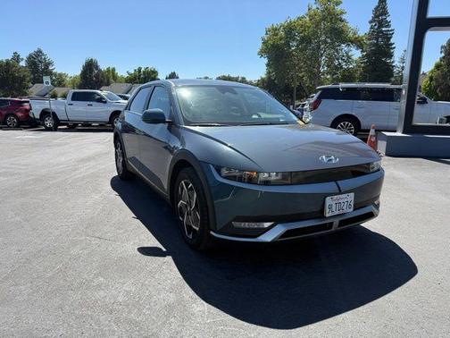 Teal 2024 Hyundai IONIQ 5 SE