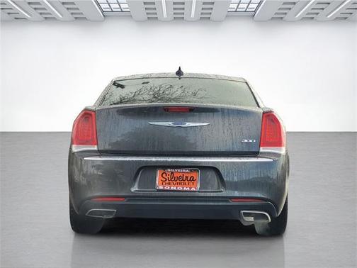 2019 Chrysler 300 Limited