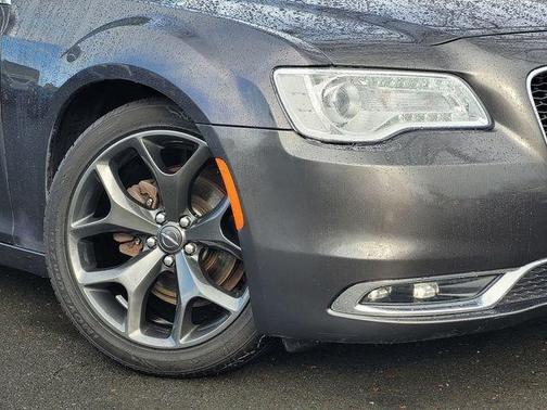 2019 Chrysler 300 Limited