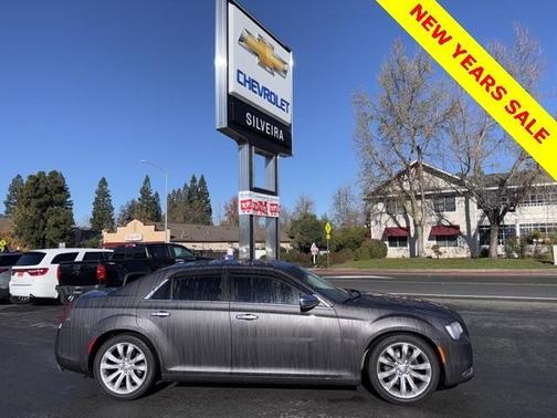 2019 Chrysler 300 Limited