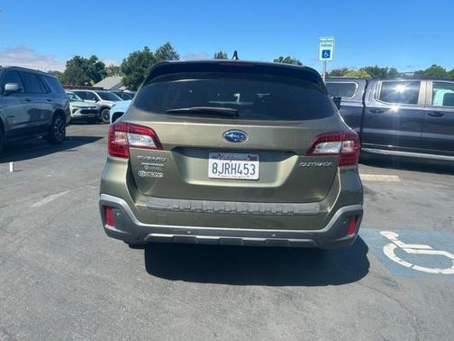 2019 Subaru Outback 2.5i Touring