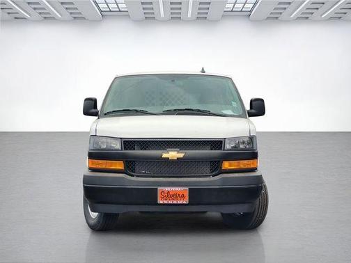 2025 Chevrolet Express 2500 Work Van