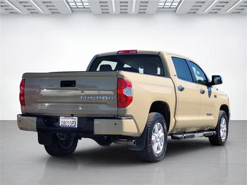 2017 Toyota Tundra SR5