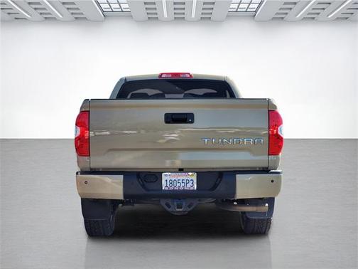 2017 Toyota Tundra SR5