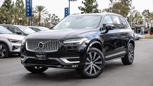 2025 Volvo XC90 B6 Plus 7-Seater