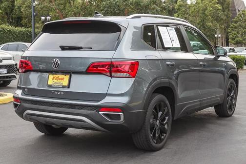2023 Volkswagen Taos 1.5T SE