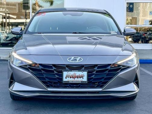 Metal 2023 Hyundai ELANTRA HEV Blue