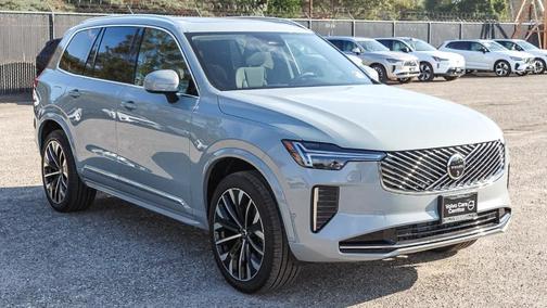 2026 Volvo XC90 B5 Plus 7-Seater