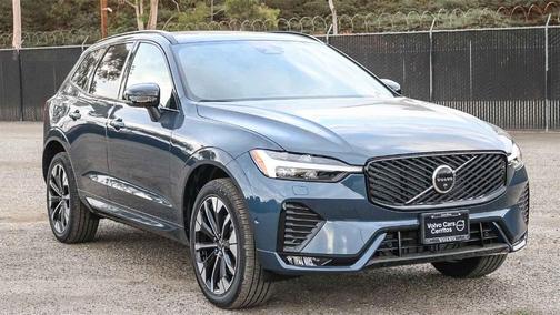 2026 Volvo XC60 B5 Plus