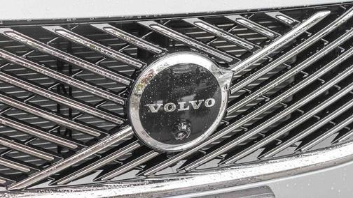 Gray Metallic 2026 Volvo XC90 Plug-In Hybrid T8 Ultra 7-Seater