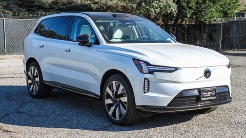2025 Volvo EX90 Twin Motor Performance Plus