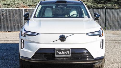 2025 Volvo EX90 Twin Motor Performance Plus