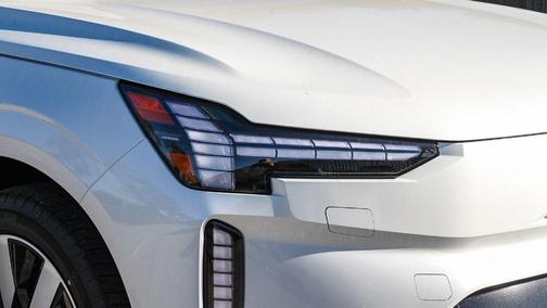 2025 Volvo EX90 Twin Motor Performance Plus