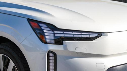 2025 Volvo EX90 Twin Motor Performance Plus