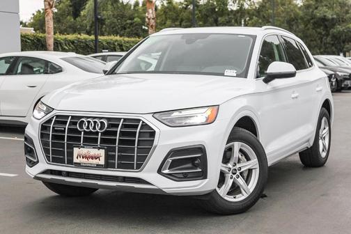 2024 Audi Q5 40 Premium