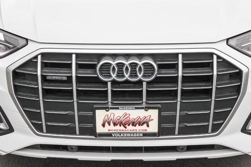 2024 Audi Q5 40 Premium