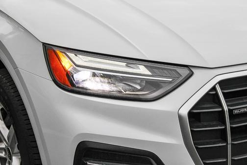 2024 Audi Q5 40 Premium