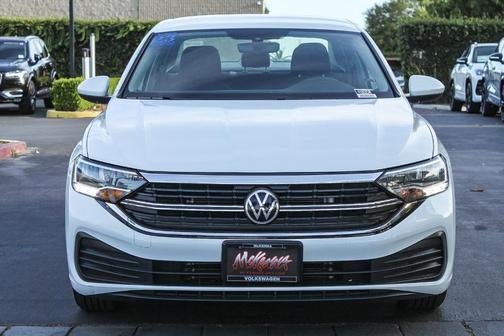 Pure White 2023 Volkswagen Jetta 1.5T S