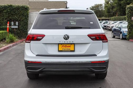 2023 Volkswagen Tiguan 2.0T S