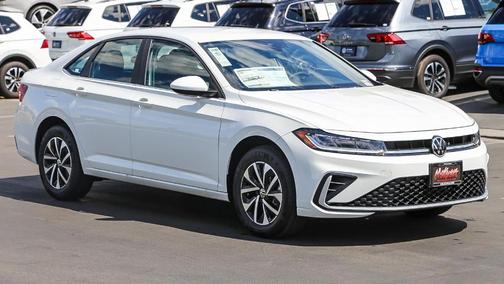 Pure White 2025 Volkswagen Jetta 1.5T S