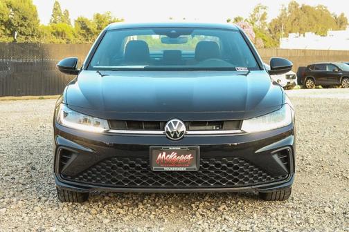 Deep Black 2026 Volkswagen Jetta 1.5T Sport