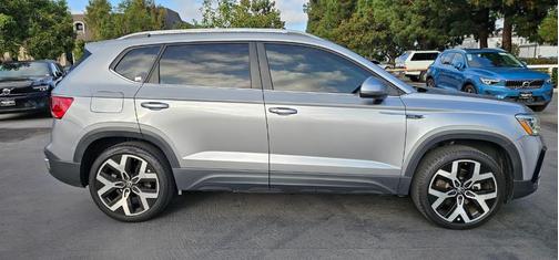 2023 Volkswagen Taos 1.5T SEL