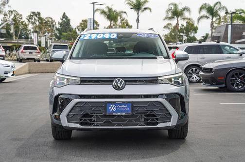 2025 Volkswagen Taos 1.5T SE