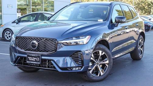 2026 Volvo XC60 B5 Core