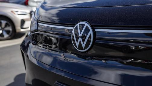 2023 Volkswagen ID.4 Pro